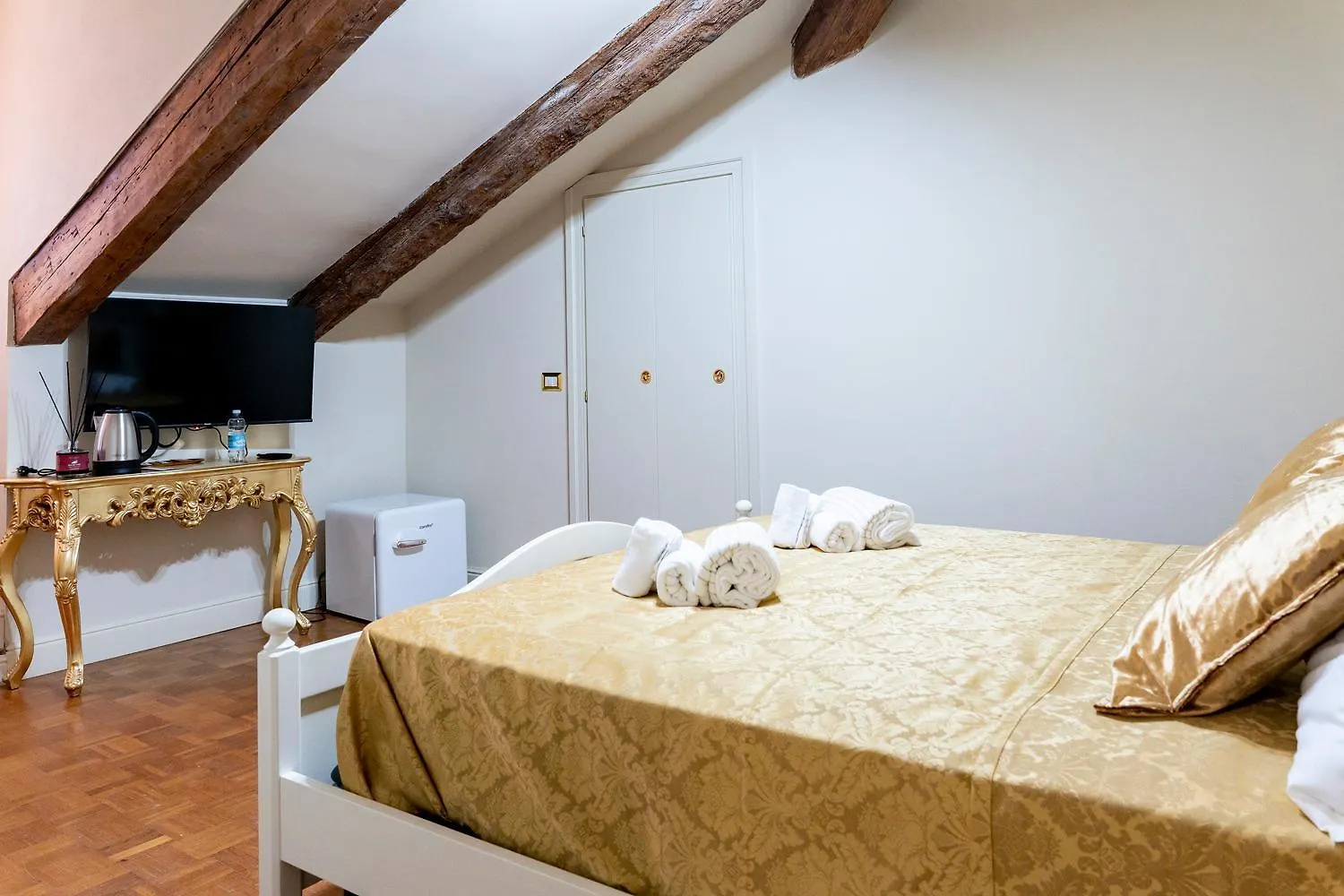 Palazzo Titti Rialto Suites Venecia