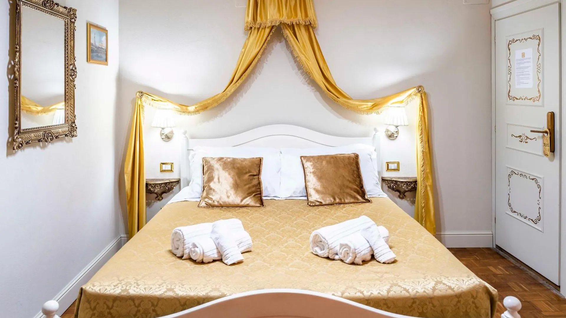Palazzo Titti Rialto Suites Venecia 0*,